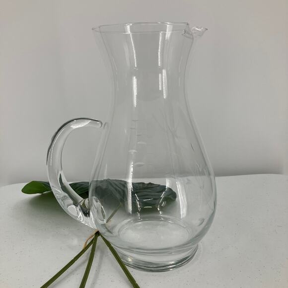 Vintage Princess House Heritage Floral 10 in. Ice Lip Etched Cut Crystal Pitcher - Picture 2 of 10